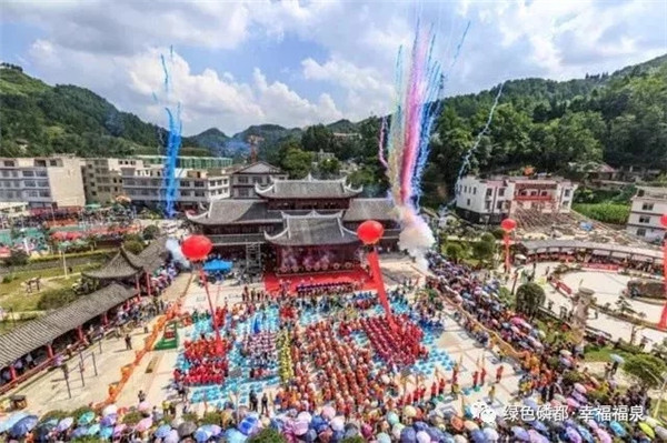 福泉村新领导，引领乡村发展的先锋